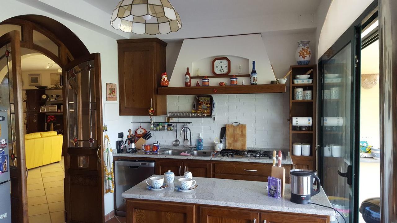 B&B La Taverna Degli Angeli Vezzi Portio Dış mekan fotoğraf