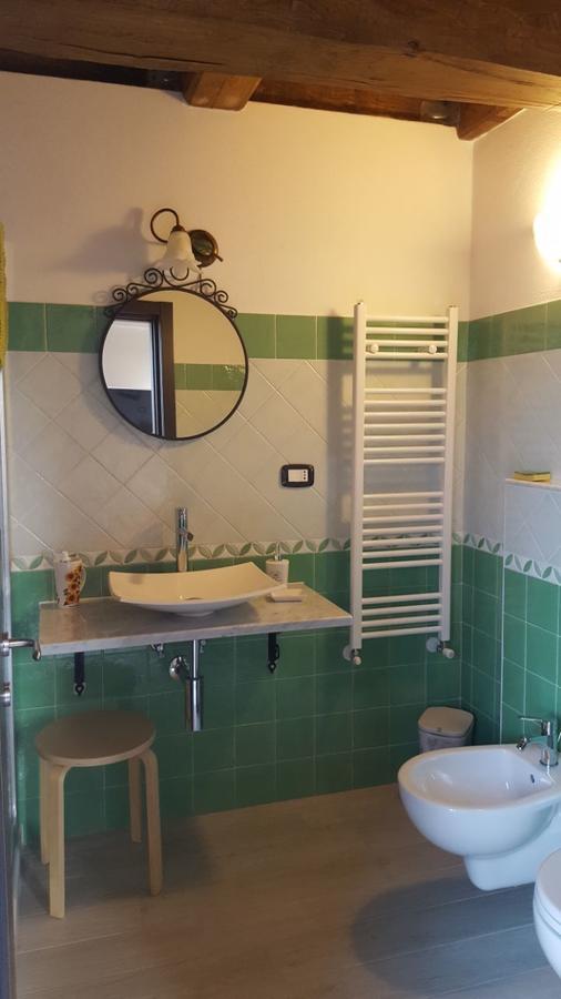 B&B La Taverna Degli Angeli Vezzi Portio Dış mekan fotoğraf