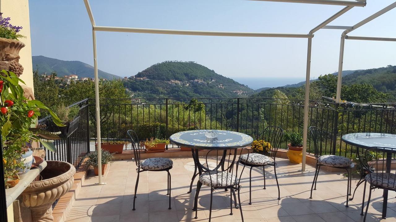 B&B La Taverna Degli Angeli Vezzi Portio Dış mekan fotoğraf