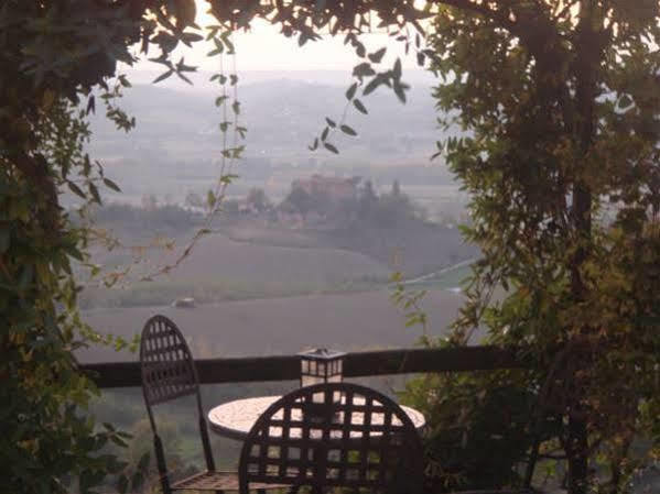 B&B La Taverna Degli Angeli Vezzi Portio Dış mekan fotoğraf